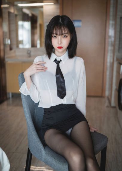 麻辣女配