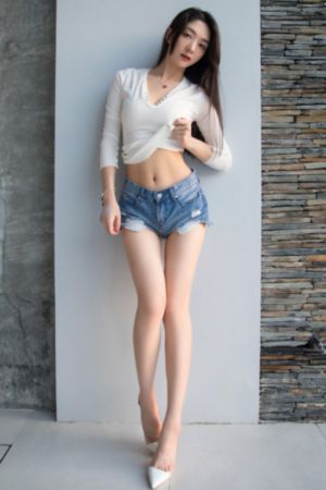 隔壁女生