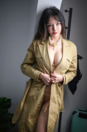 年轻的姐夫观看