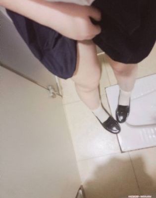洛丽塔又名一树梨花压海棠