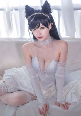 可疑的美容院免费观看