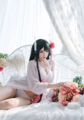 中字年轻漂亮的儿媳2