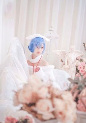 美女草b